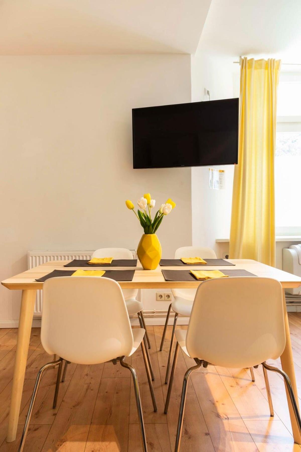 Cosy Two Br Plus Self Checkin Plus Street Parking Berlin Eksteriør bilde