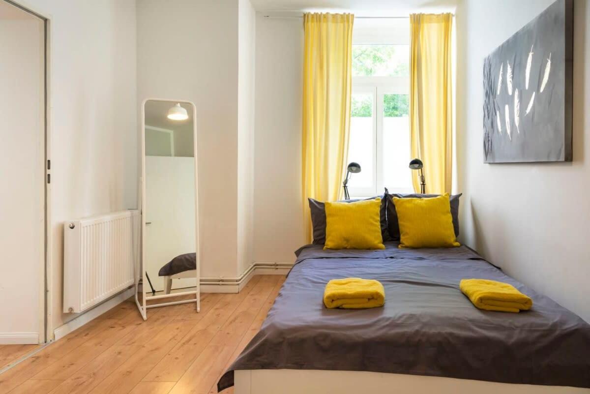 Cosy Two Br Plus Self Checkin Plus Street Parking Berlin Eksteriør bilde